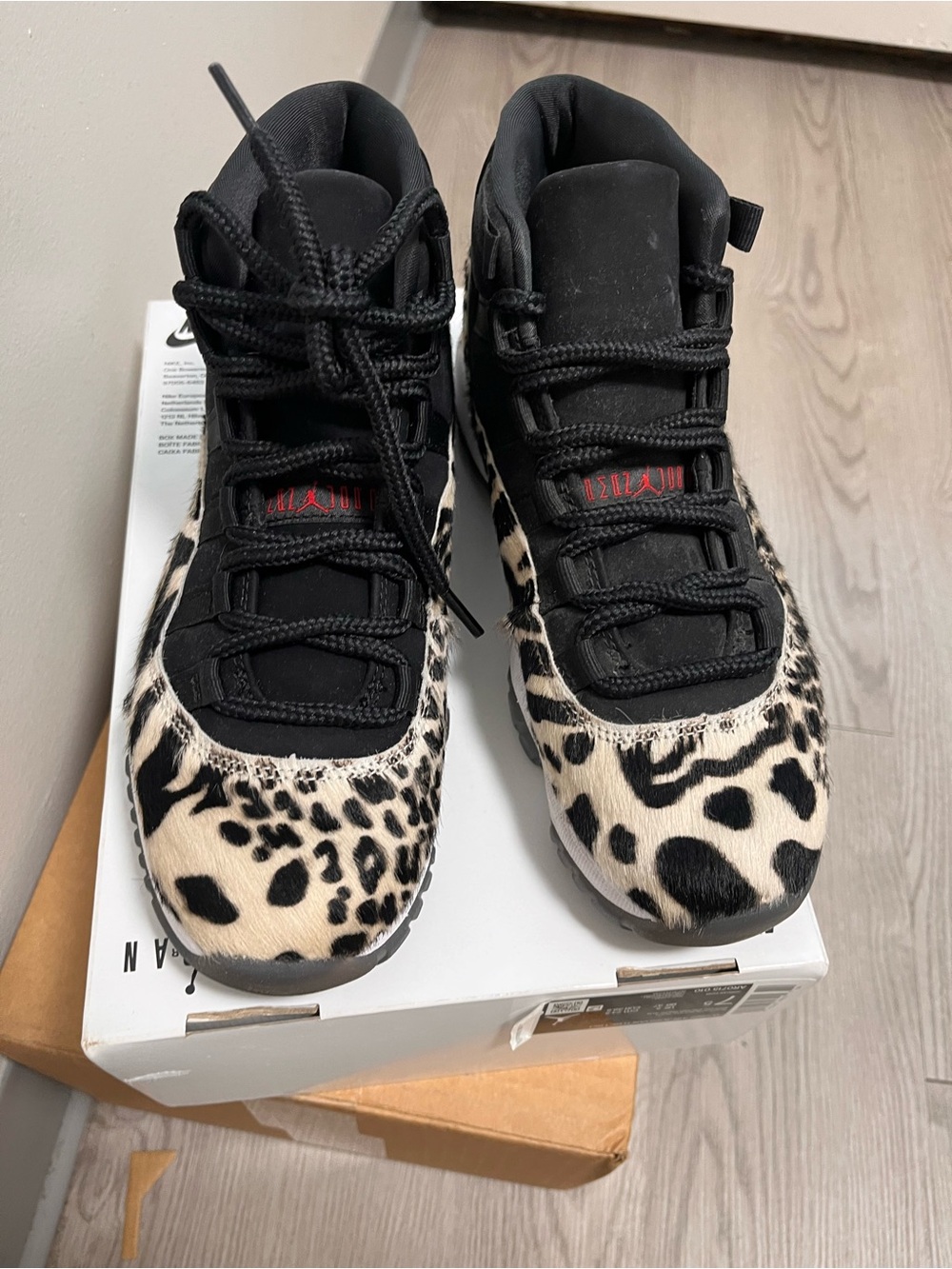 Women's Air Jordan 11 Retro "Animal Instinct" - Picture 6 of 8